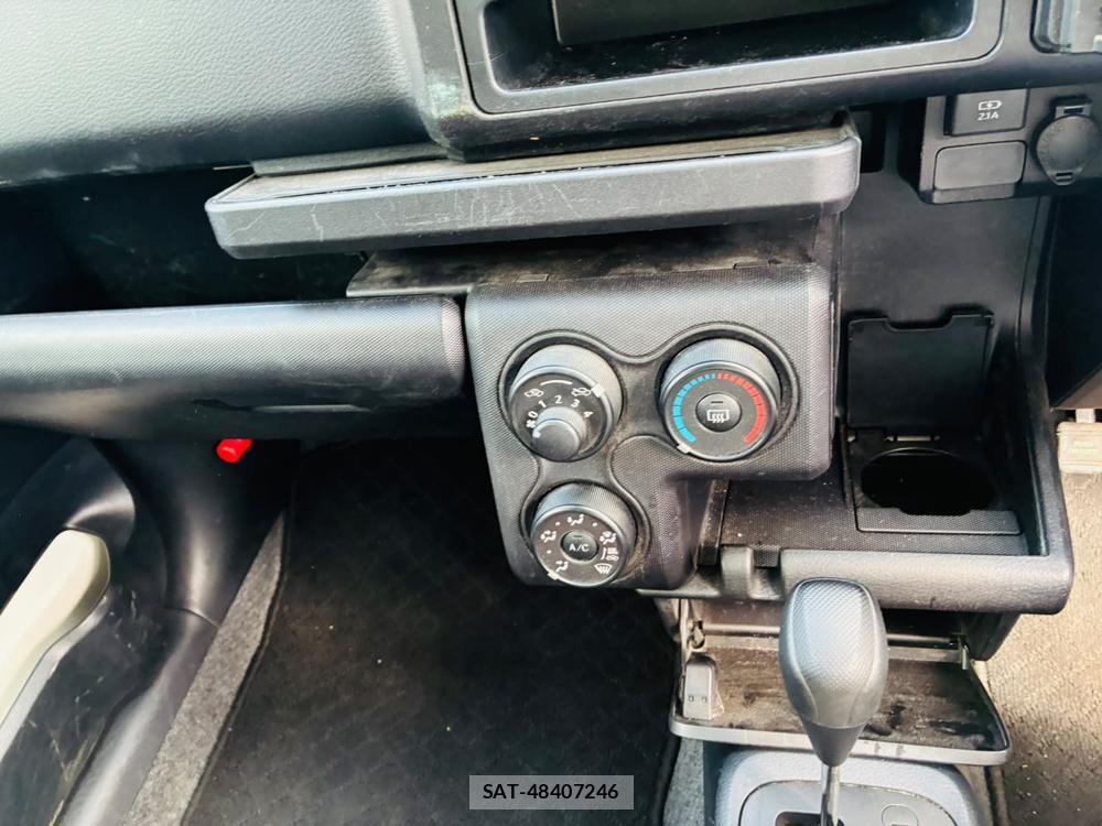 Toyota PROBOX VAN 2019-06 8256845-19
