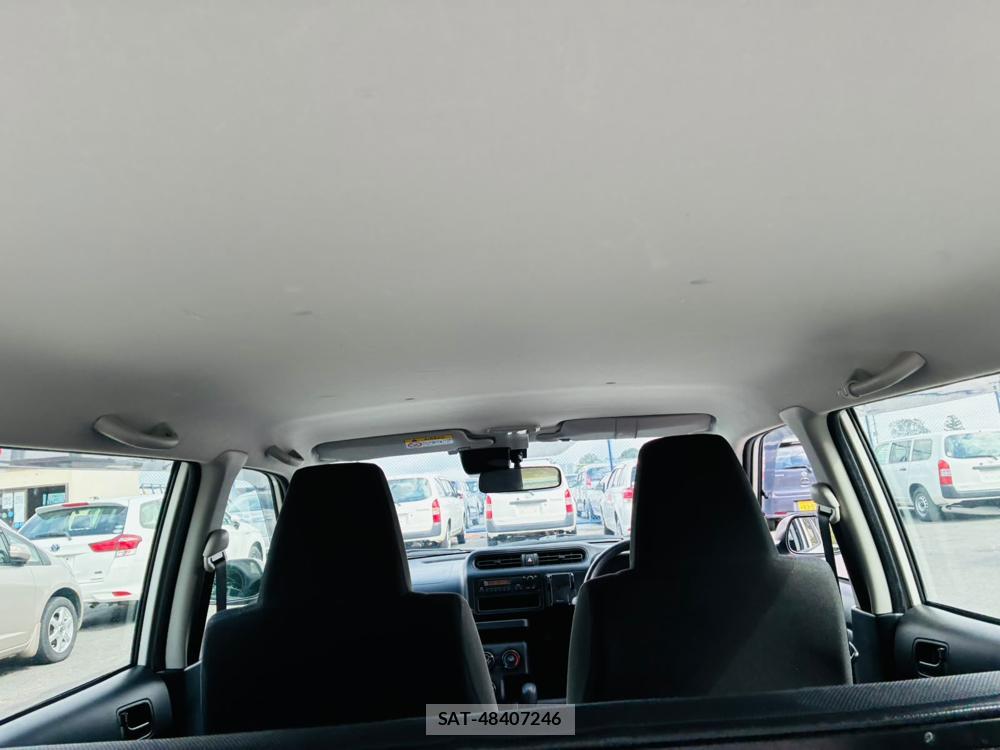 Toyota PROBOX VAN 2019-06 8256845-24