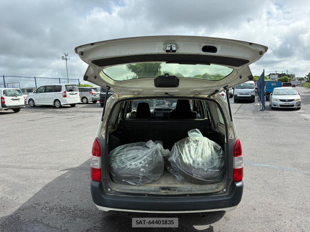Toyota PROBOX VAN 2020-06 8329523-26
