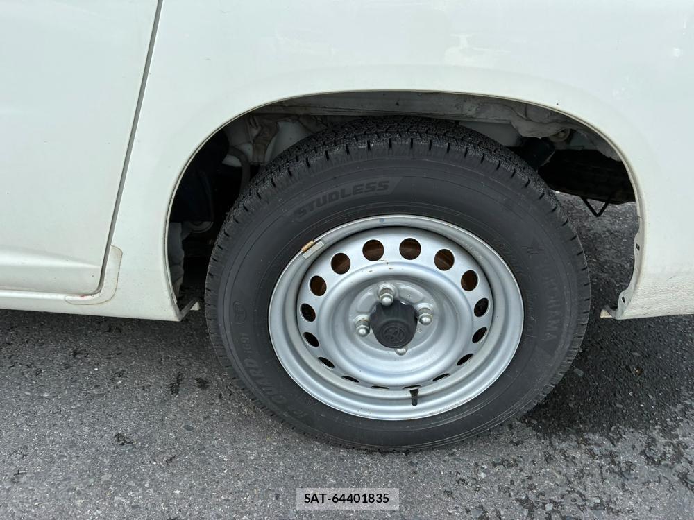Toyota PROBOX VAN 2020-06 8329523-30