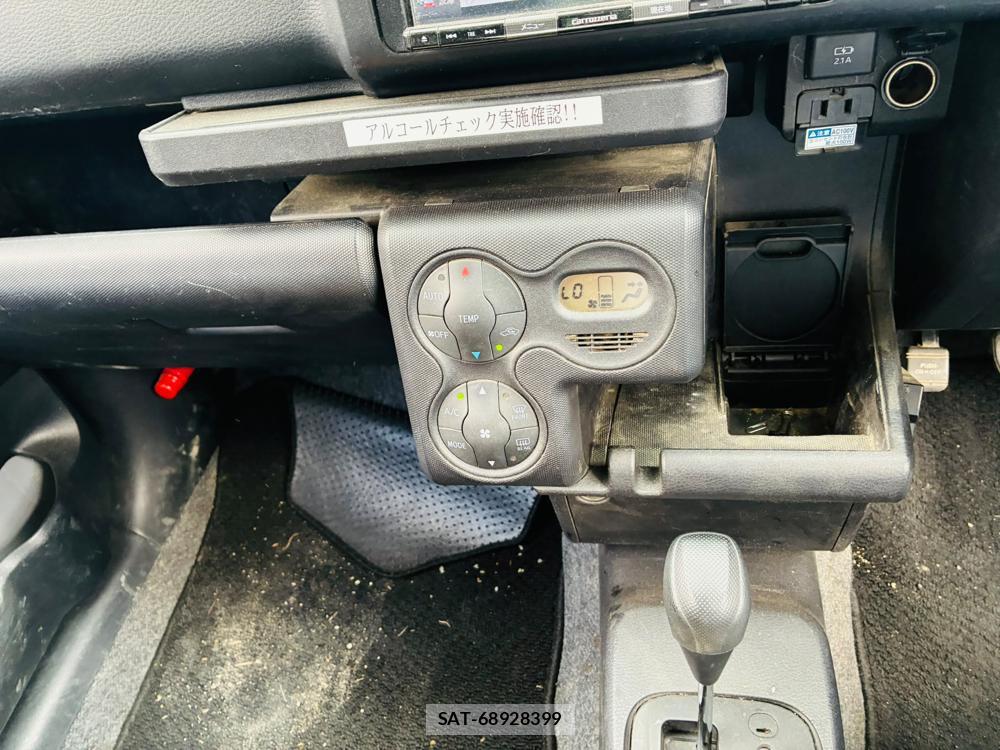 Toyota PROBOX VAN 2020-06 8313427-19