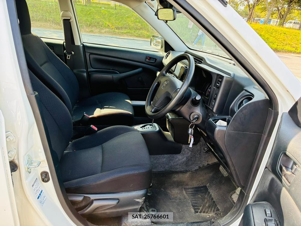 Toyota PROBOX VAN 2020-06 8329529-11
