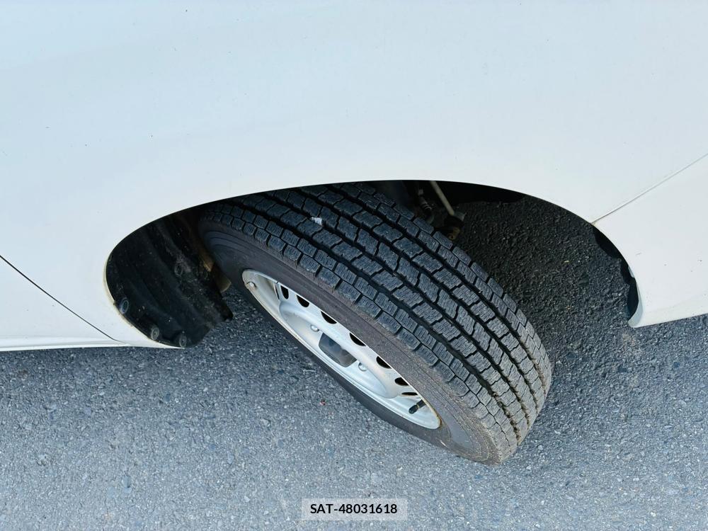 Toyota PROBOX VAN 2020-06 8329528-32