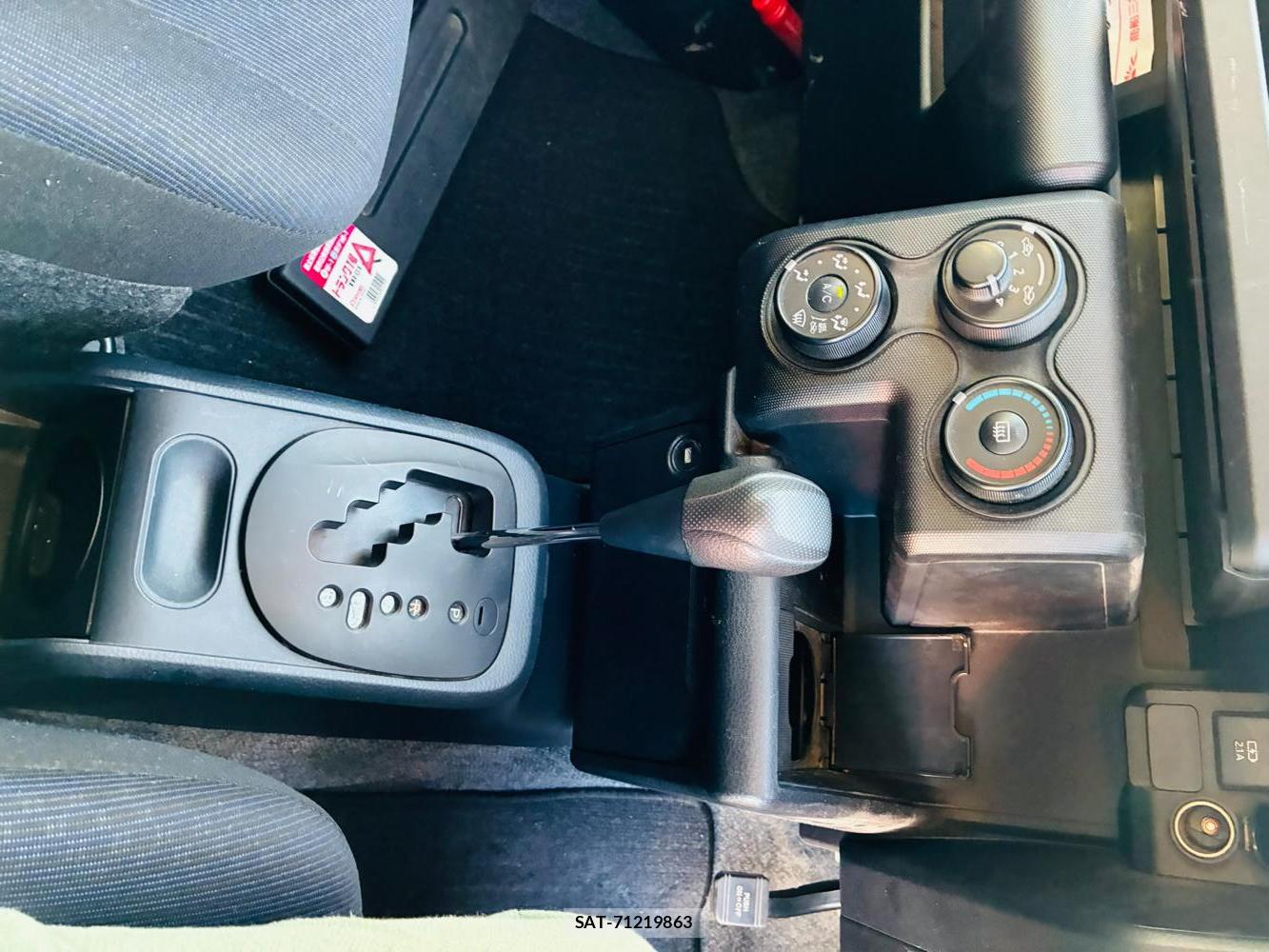 Toyota PROBOX VAN 2019-05 8427882-19
