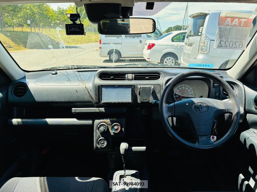 Toyota PROBOX VAN 2020-07 8468811-12