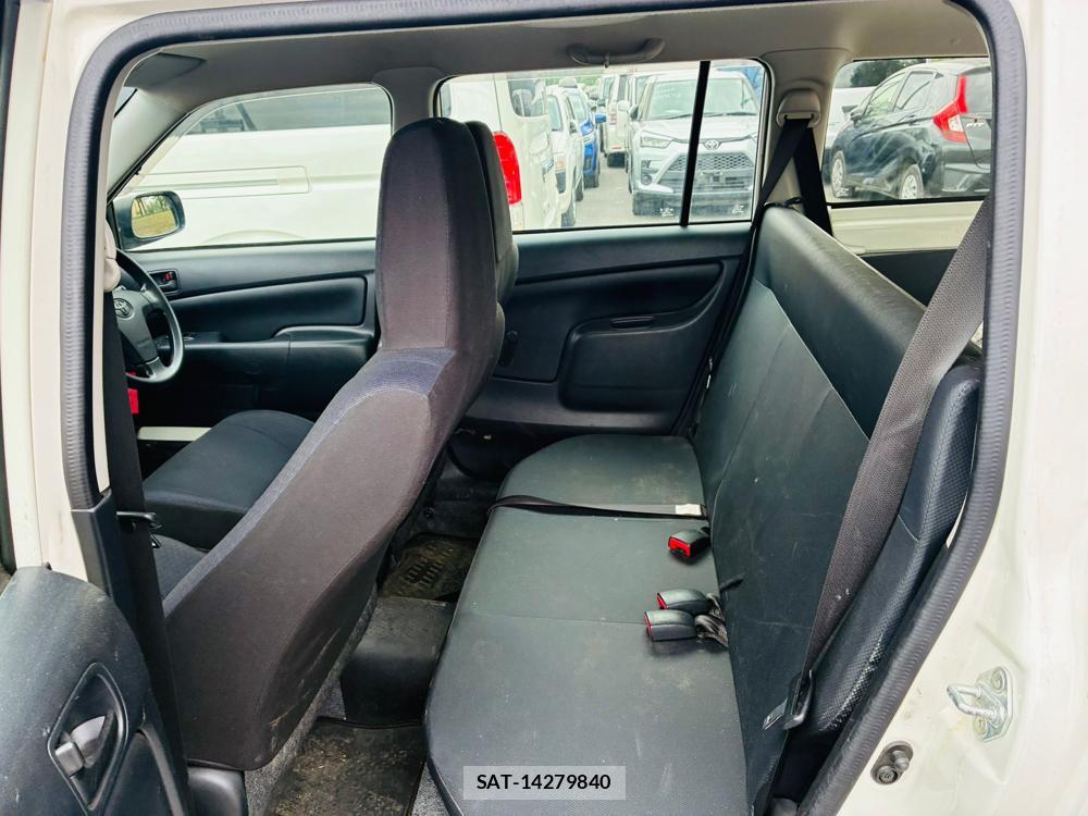 Toyota PROBOX VAN 2019-08 8590871-9