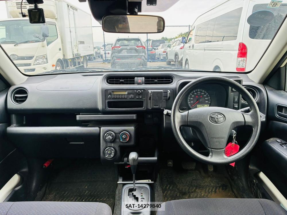 Toyota PROBOX VAN 2019-08 8590871-12