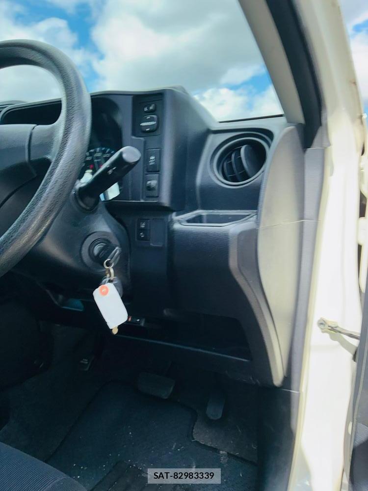 Toyota PROBOX VAN 2020-07 8608350-16