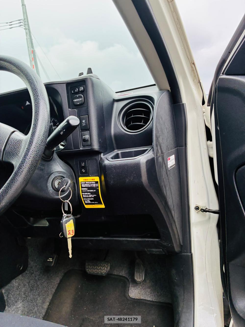 Toyota PROBOX VAN 2019-08 8656639-16