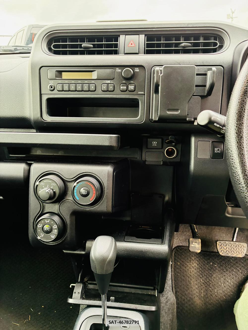 Toyota PROBOX VAN 2019-08 8711598-19