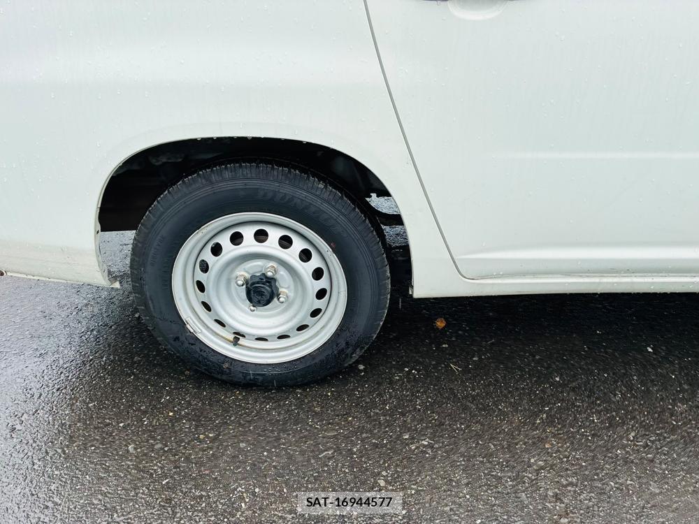 Toyota PROBOX VAN 2019-08 8766471-27