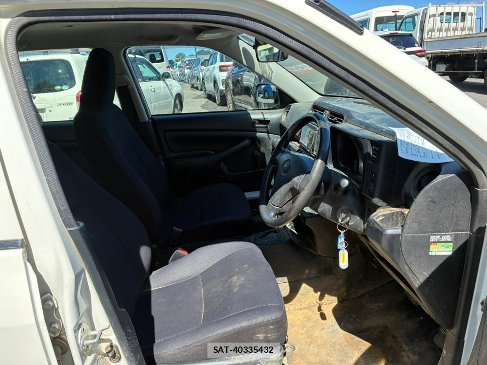 Toyota PROBOX VAN 2020-06 8865841-11
