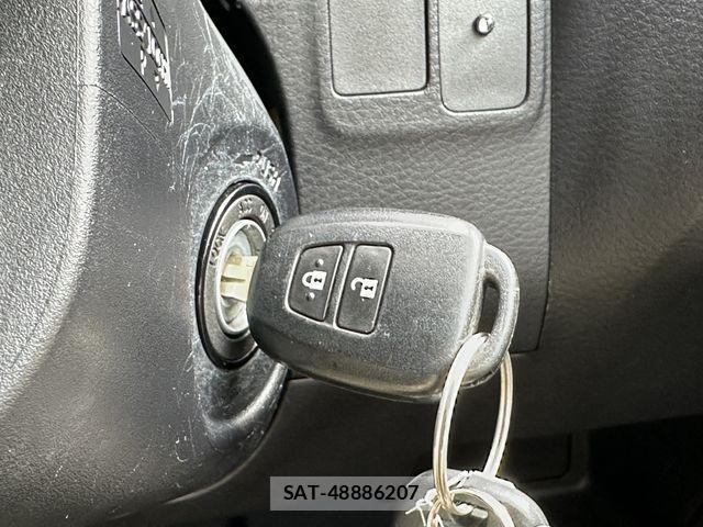 Toyota PROBOX VAN 2019-09 1303917-18