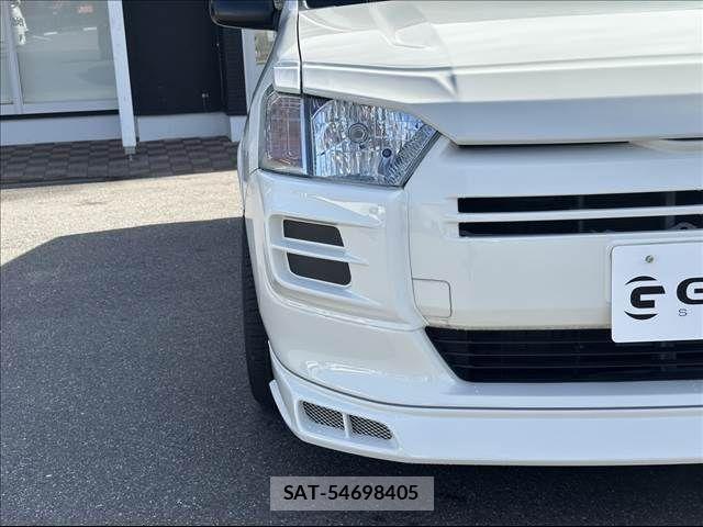 Toyota PROBOX VAN 2018-09 1381610-9