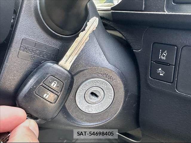 Toyota PROBOX VAN 2018-09 1381610-17