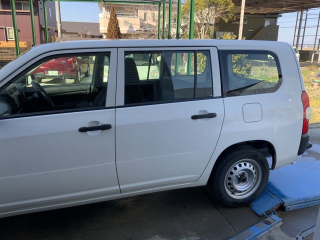 Toyota PROBOX VAN 2019-07 3681011-8