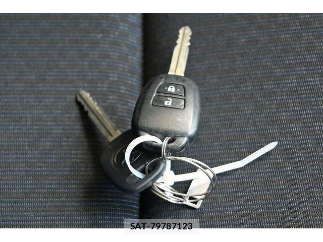 Toyota PROBOX VAN 2019-04 6717095-18
