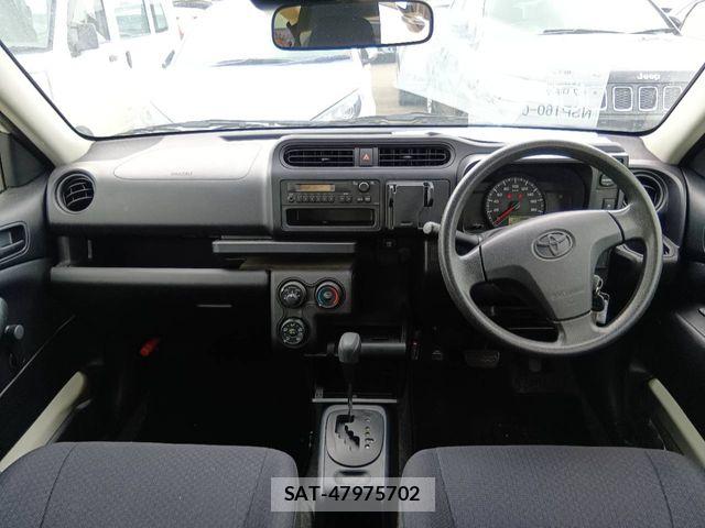 Toyota PROBOX VAN 2021-04 7217178-1