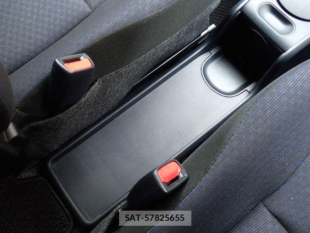 Toyota PROBOX VAN 2021-04 8101421-22