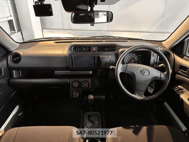 Toyota PROBOX VAN 2021-03 8101420-17