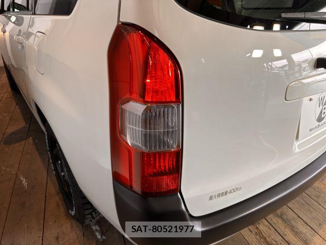 Toyota PROBOX VAN 2021-03 8101420-28