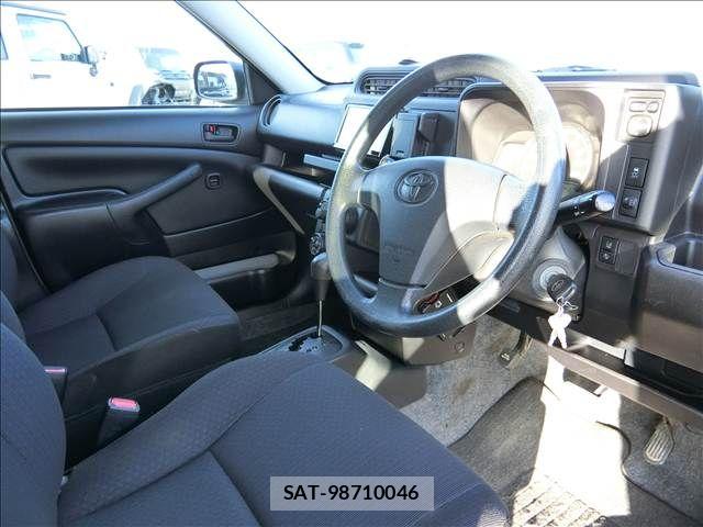 Toyota PROBOX VAN 2017-05 8101422-9