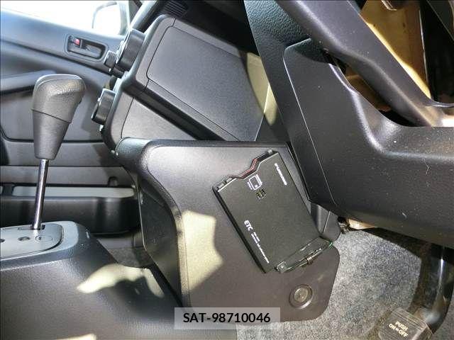 Toyota PROBOX VAN 2017-05 8101422-12