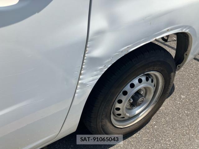 Toyota PROBOX VAN 2013-02 8101423-22