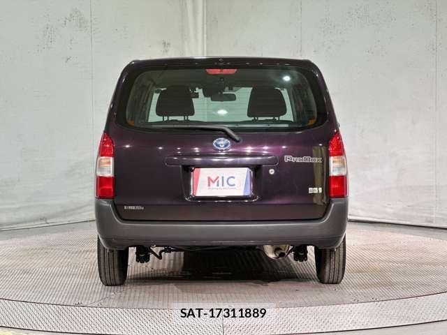 Toyota PROBOX VAN 2021-07 8209708-6