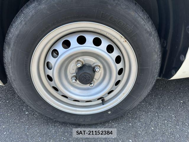 Toyota PROBOX VAN 2021-07 8209710-8