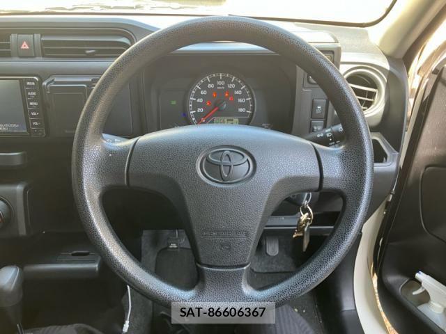 Toyota PROBOX VAN 2017-11 8231405-7