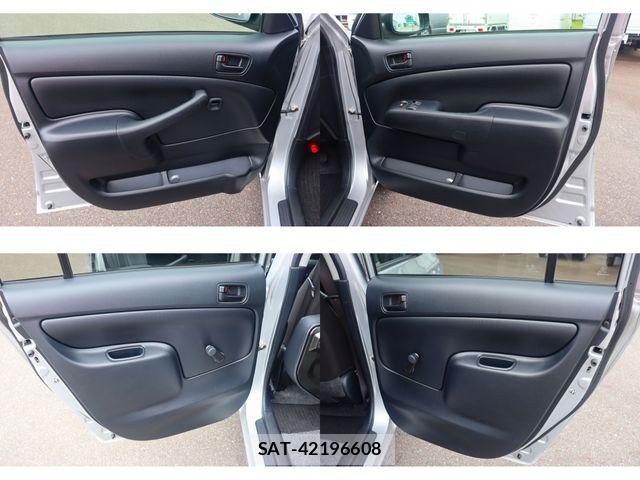 Toyota PROBOX VAN 2019-06 8355425-27