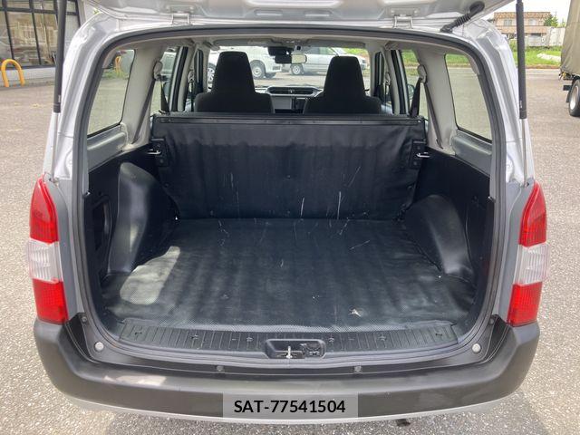 Toyota PROBOX VAN 2017-05 8355428-8