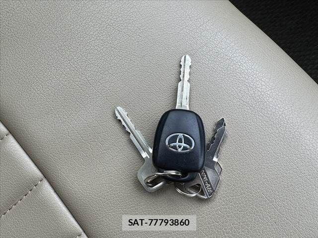 Toyota PROBOX VAN 2016-06 8368250-6