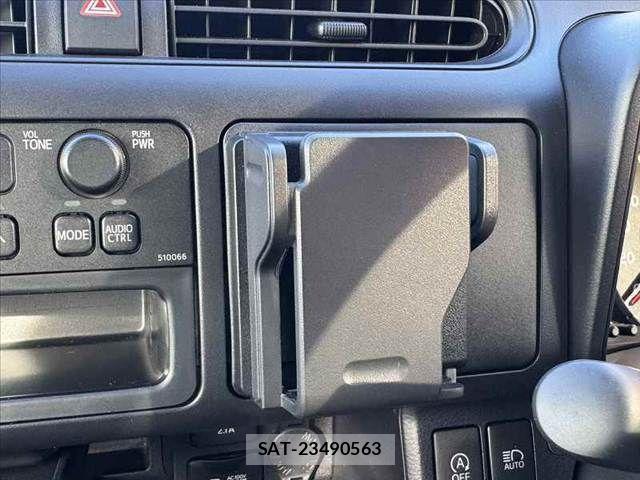 Toyota PROBOX VAN 2024-02 8368251-25