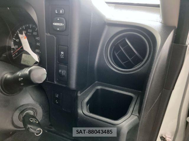 Toyota PROBOX VAN 2021-04 8526739-16