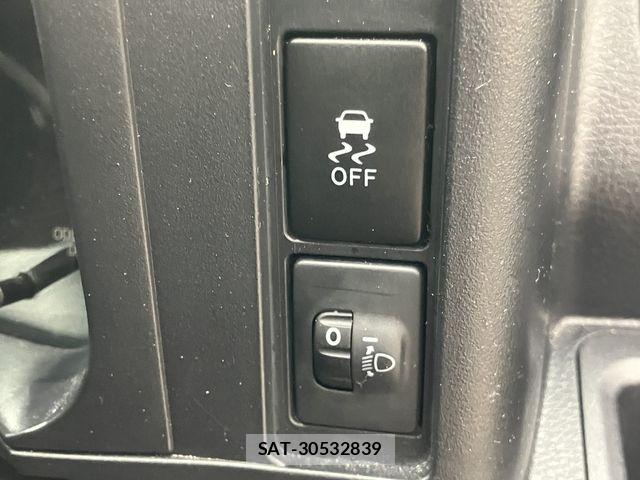 Toyota PROBOX VAN 2017-08 8526748-9