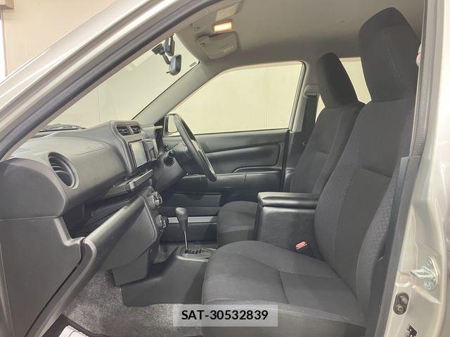 Toyota PROBOX VAN 2017-08 8526748-18
