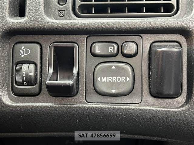 Toyota PROBOX VAN 2013-04 8628533-6