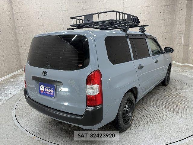 Toyota PROBOX VAN 2023-04 8781736-3