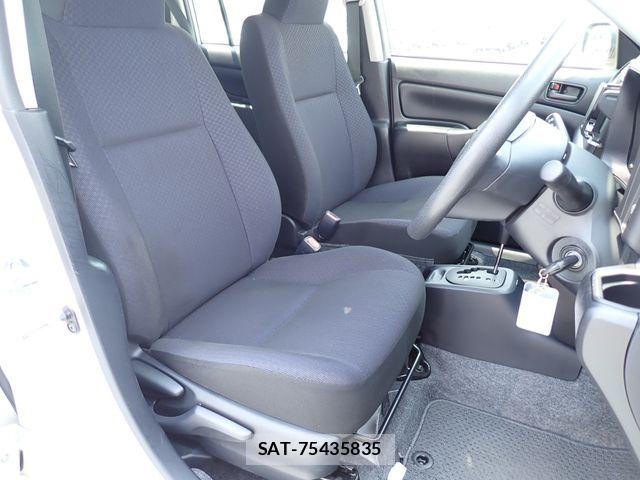 Toyota PROBOX VAN 2019-06 8781738-13