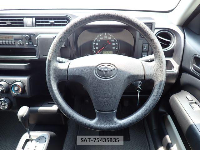Toyota PROBOX VAN 2019-06 8781738-4