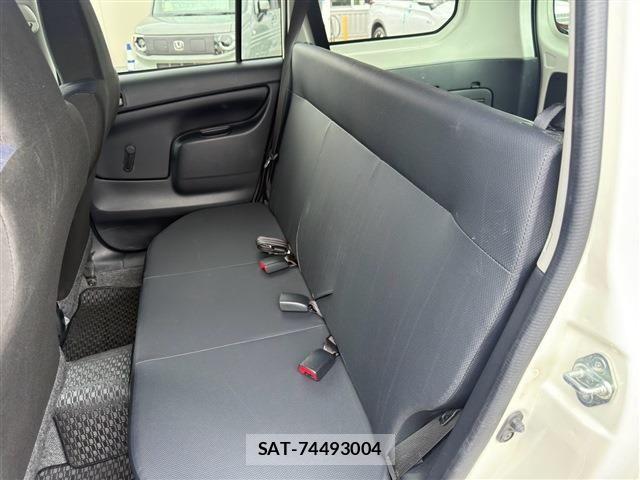 Toyota PROBOX VAN 2022-09 8881724-15