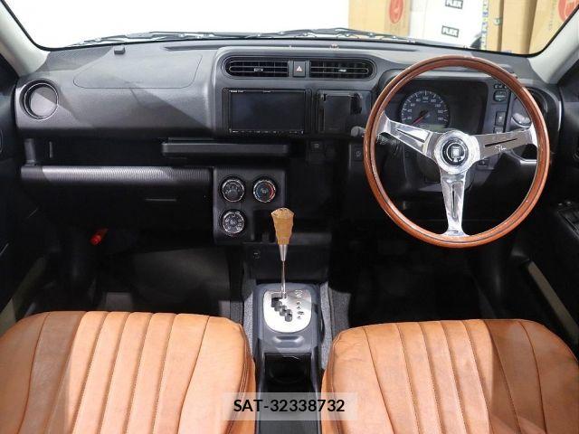 Toyota PROBOX VAN 2020-01 8881720-3