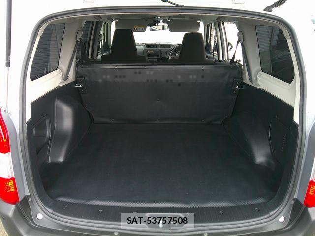 Toyota PROBOX VAN 2023-11 7502402-18