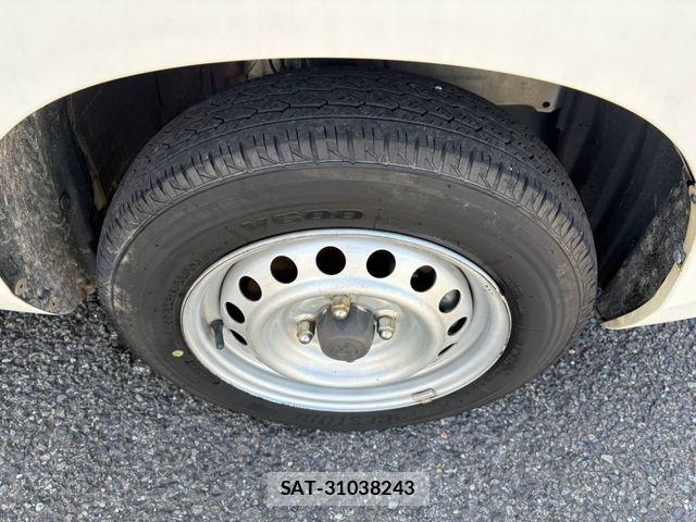 Toyota PROBOX VAN 2018-05 8355432-12