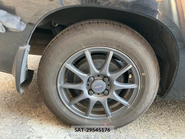 Toyota PROBOX VAN 2024-04 8563300-11