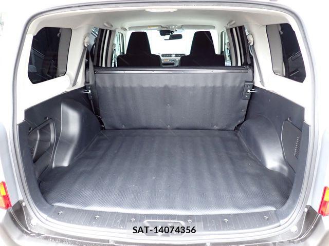 Toyota PROBOX VAN 2023-06 8831224-18