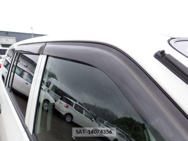 Toyota PROBOX VAN 2023-06 8831224-26