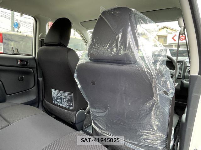 Toyota PROBOX VAN 2026-08 8831223-11